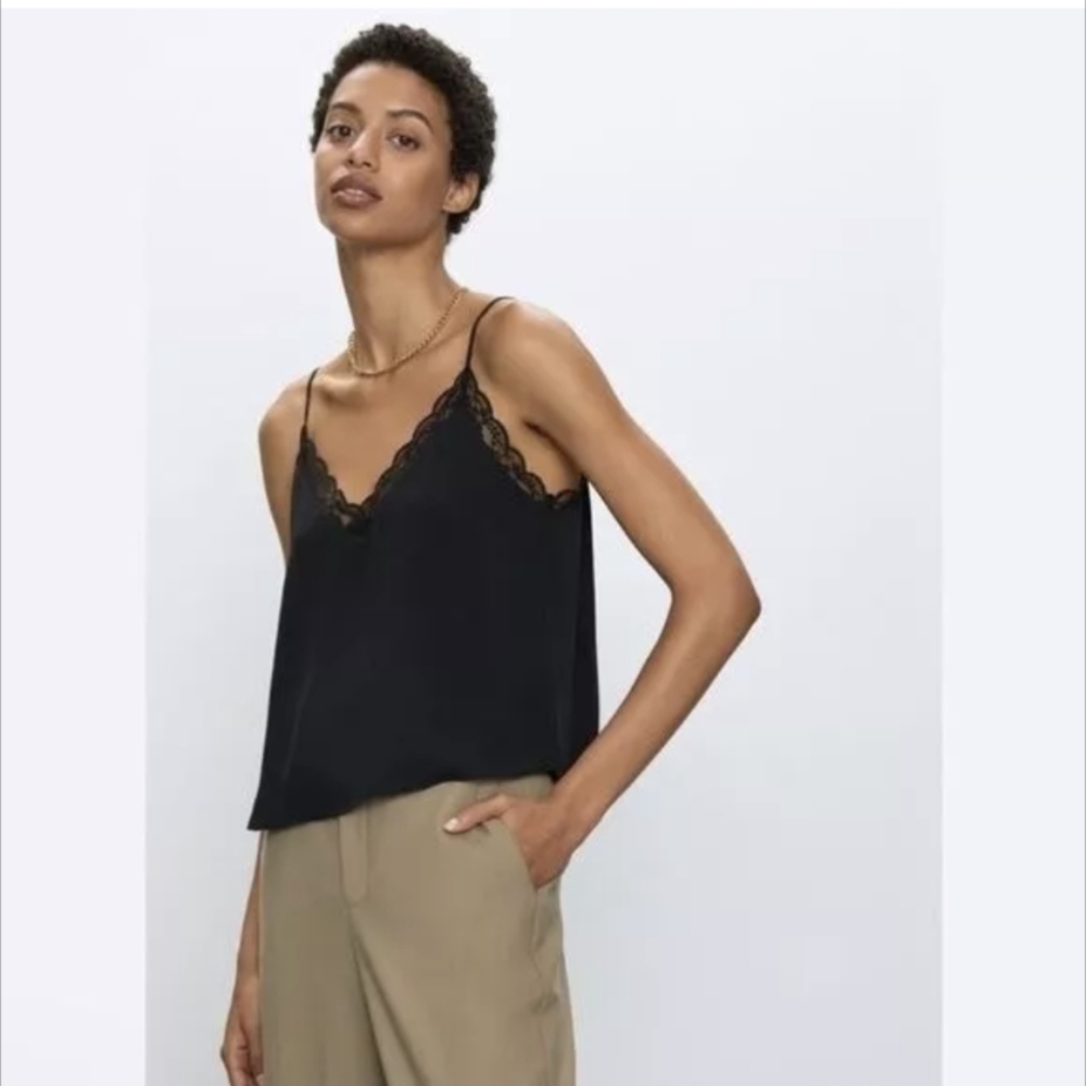 Aritzia lace cami